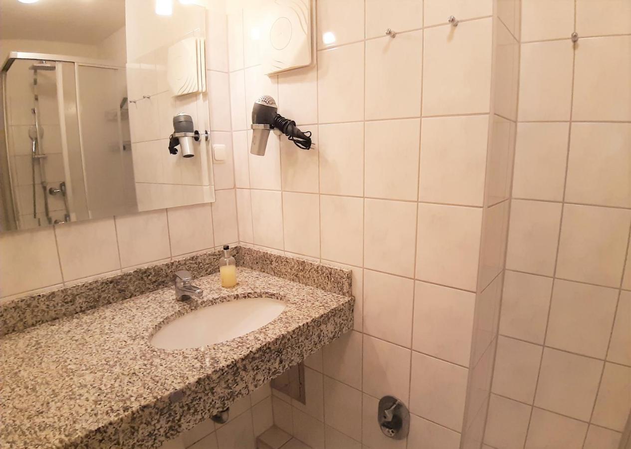 Hafenglueck Apartment Бреге Екстериор снимка