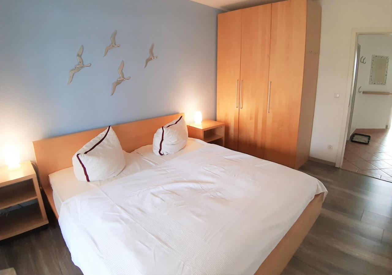 Hafenglueck Apartment Бреге Екстериор снимка